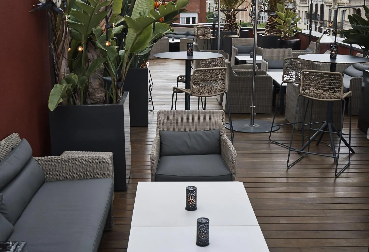 Hotel Villa Emilia Barcelona 4*,